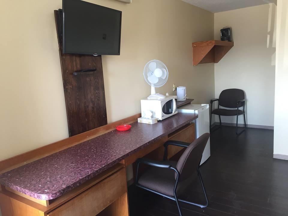 Northern Lites Motel Yellowknife Extérieur photo